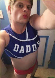 Sissy fag seeks dominant daddy
