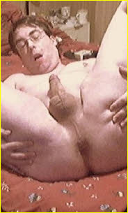 Pathetic failure Peter Fitton strips naked and shows off his arsehole Pathetic failure Peter Fitton strips naked and shows off his arsehole